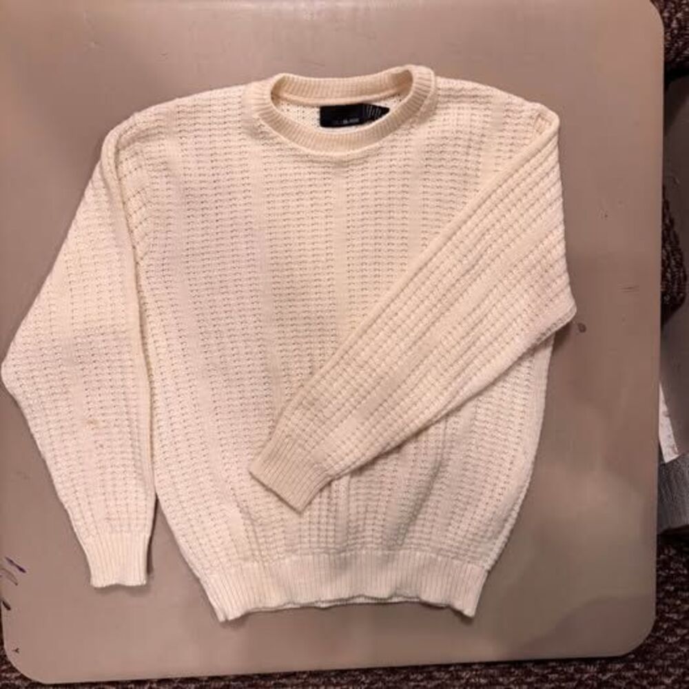 Bill Blass Knit Sweater